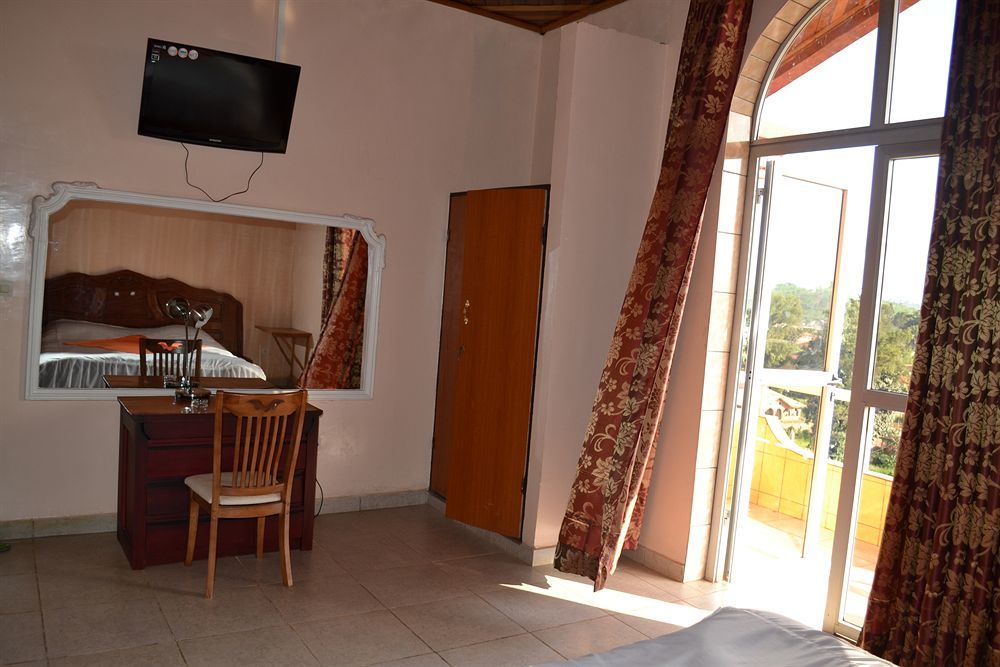 Hotel De Malte Tchang Dış mekan fotoğraf